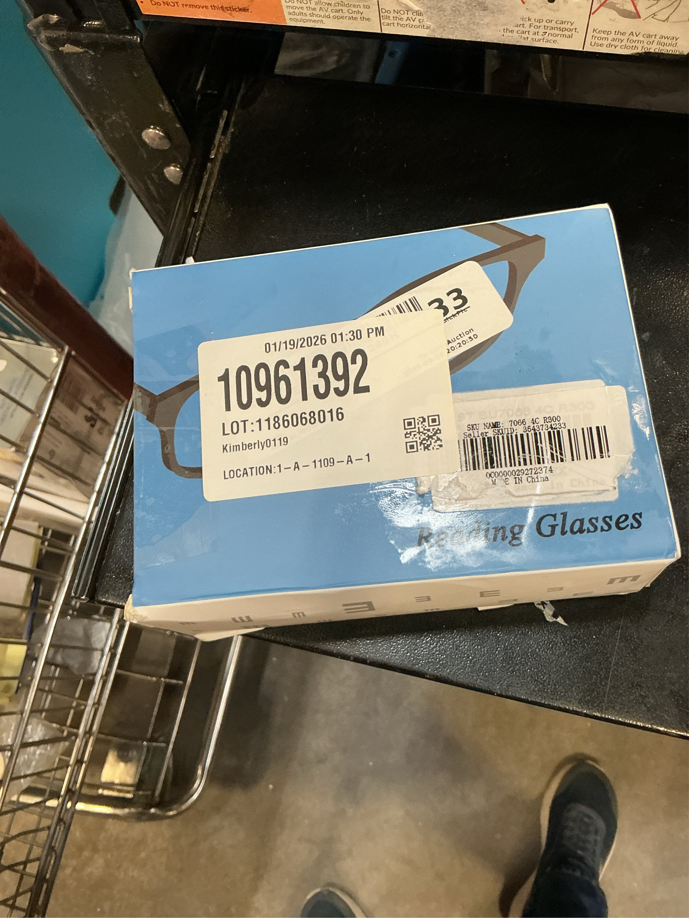 Hyyiyun Bifocal Reading Sunglasses for Women 4 Pairs Vintage Jackie Oval Ladies Oversize Cateye Readers