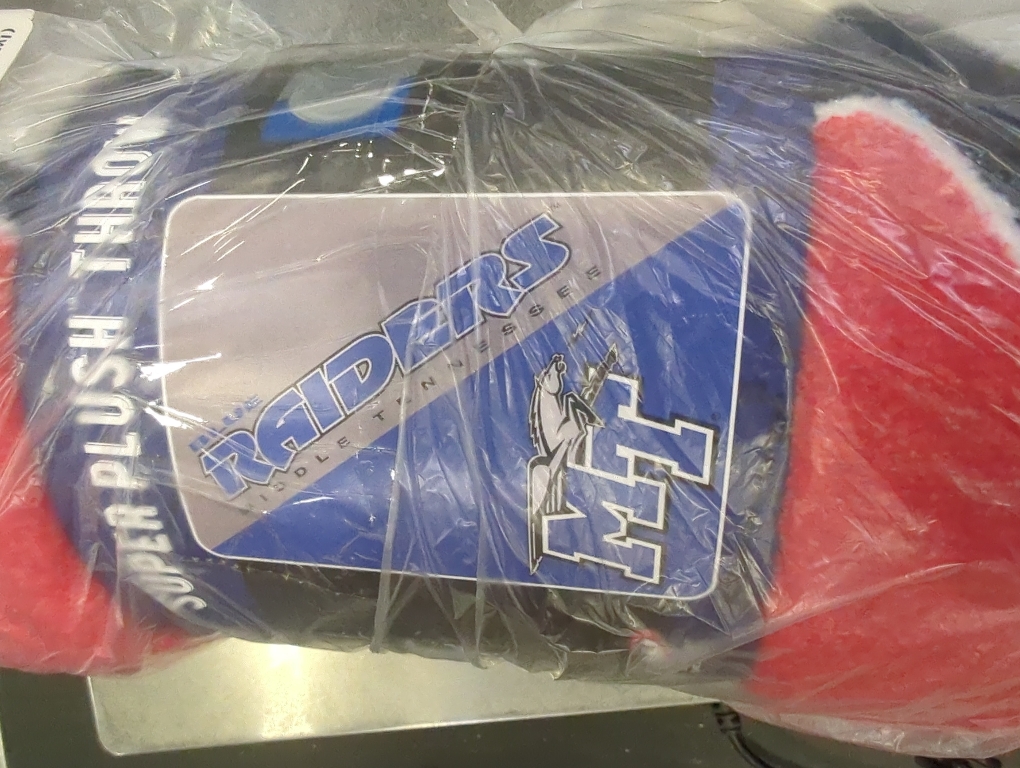 Super Plush Throw Blue Raiders 46 x 60