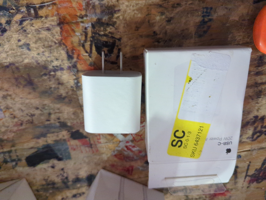 Apple 20W USB-C Power Adapter