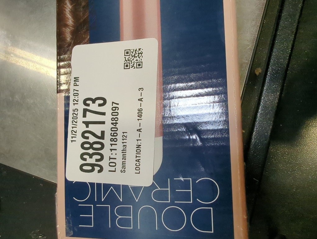Conair Double Ceramic 1-Inch Curling Iron, 1-Inch Barrel Creates Classic Curls, Hair Curler for Use on Short, Medium, and Long Hair, White