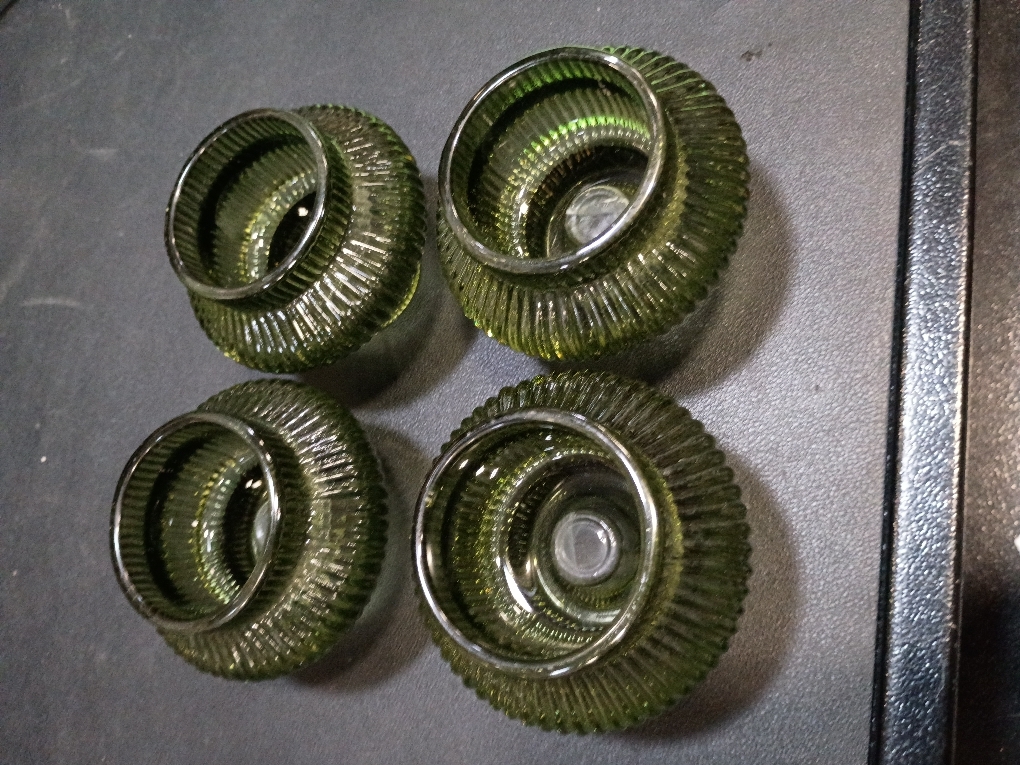 VOHO Green Candle Holder Decor for Dining Table Centerpiece, Ribbed Taper Candle Holders Versatile for Candle Sticks and Tea Lights Candles, Holiday Candlestick Holders Gifts for Friends(Set of 4)