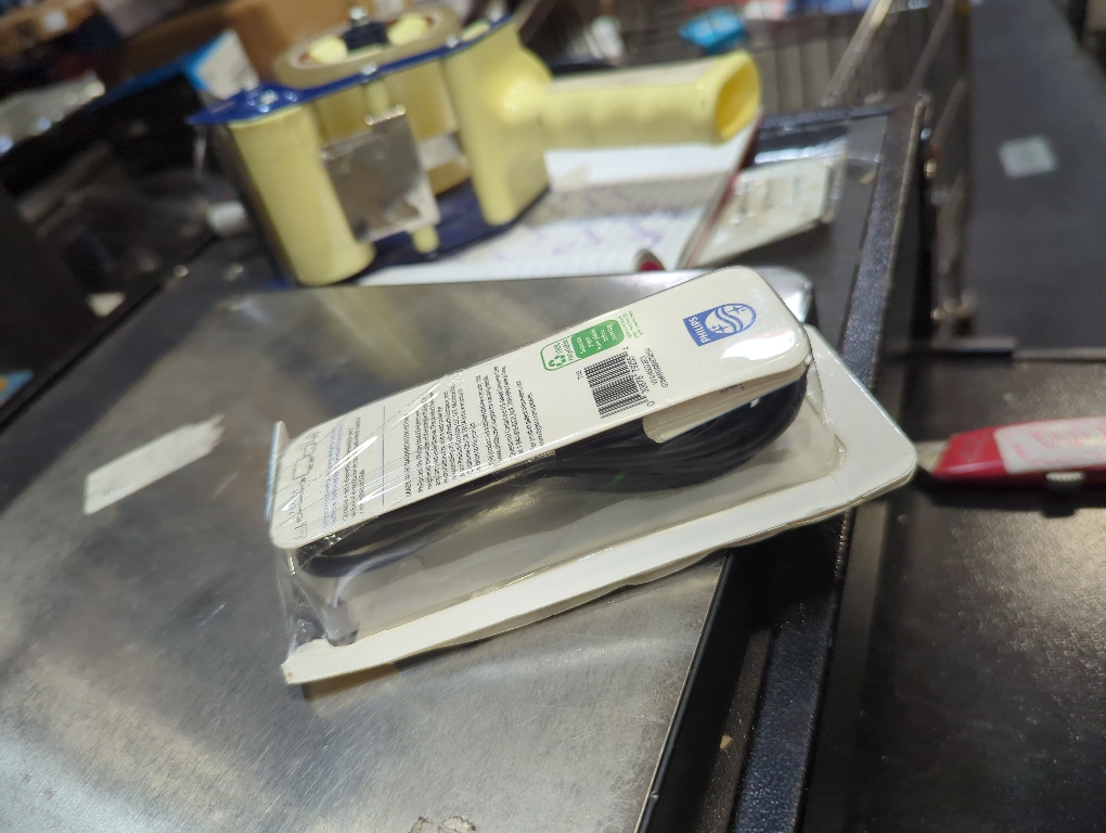 Philips Cat8 Ethernet Cable, Extra Long 7 Ft Cord, 40 Gbps, 2000Mhz, RJ45M Connector, S/FTP for Computer, Game Console, Cable/DSL Modem, Network Switch, Streaming Device, Gray, SWR3143GR/37