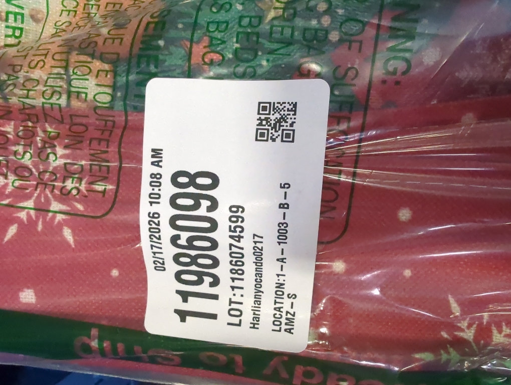 XCHI Winter Red Snowman Gingerbread Man Christmas Tree Xmas Placemats Set of 4 Table Mats for Party Home Kitchen Dining Table Decorations 12x18 Inch