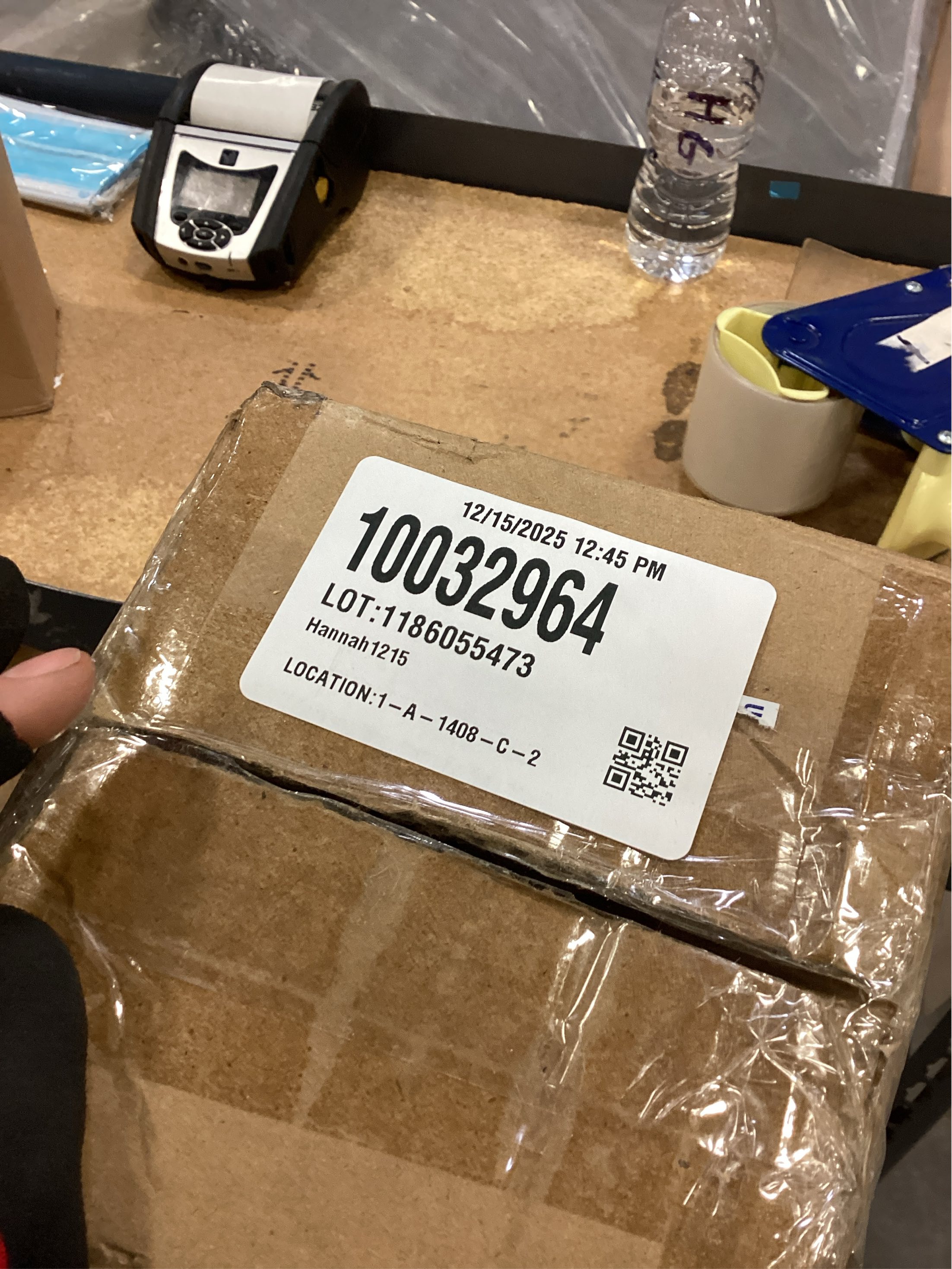 Velener 36 Inch Artificial Boston Fern Large Hanging Plant, Fake Fern Plants Bush Indoor for Home Decor, Faux Plants Outdoor, Garden, Office, Garden Decoration(Green)