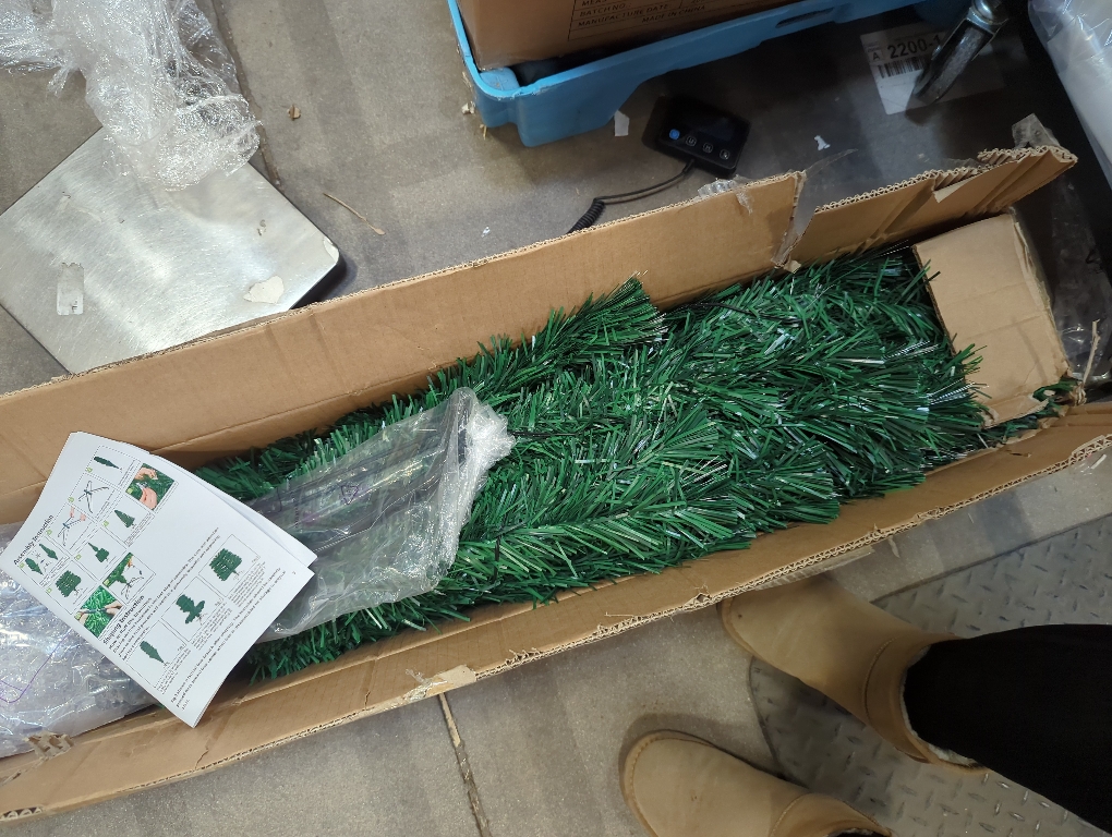 Juegoal 7 ft Pre-Lit Optical Fiber Christmas Artificial Tree, with LED RGB Color Changing Led Lights, Snowflakes and Top Star, Festive Party Holiday Fake Multicolor Xmas Tree with Sturdy Metal Legs