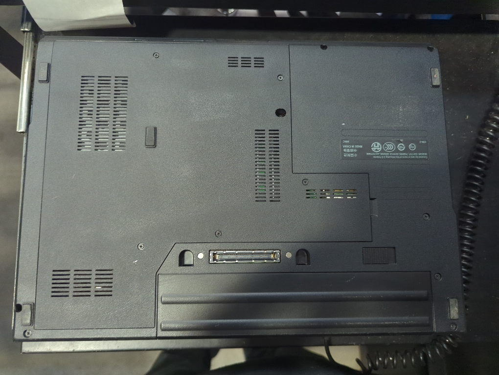 Dell Latitude E5400 With Charger