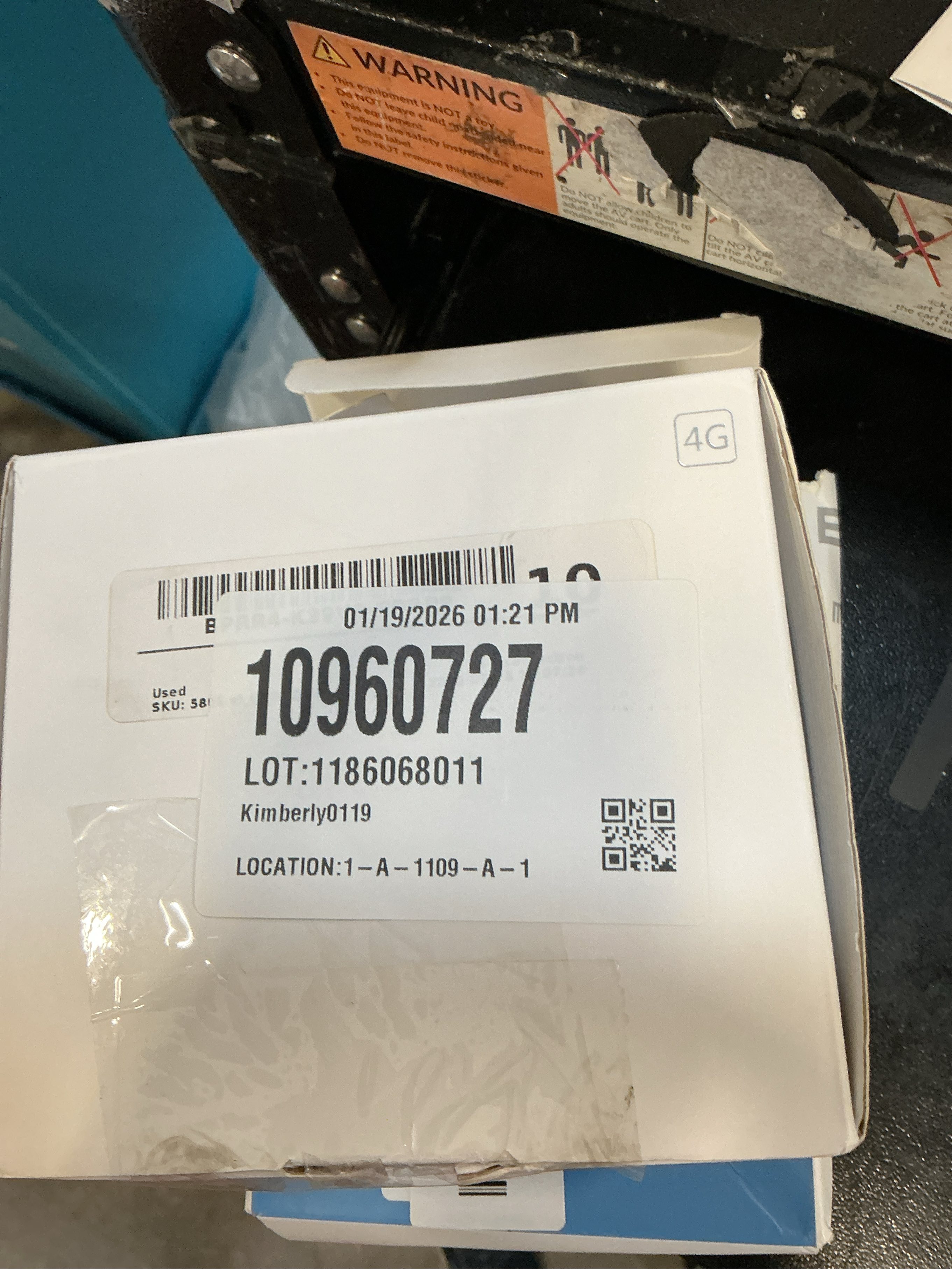 artfone 4G Volte Flip Phones Unlocked for Seniors丨Big Buttons Cell Phone for Elderly & Kids丨Clear Sound丨SOS Button丨Talking Clock丨Speed Dial丨Charging Dock丨Camera丨Talking Numbers丨USB-C,T-Mobile - G3 Red