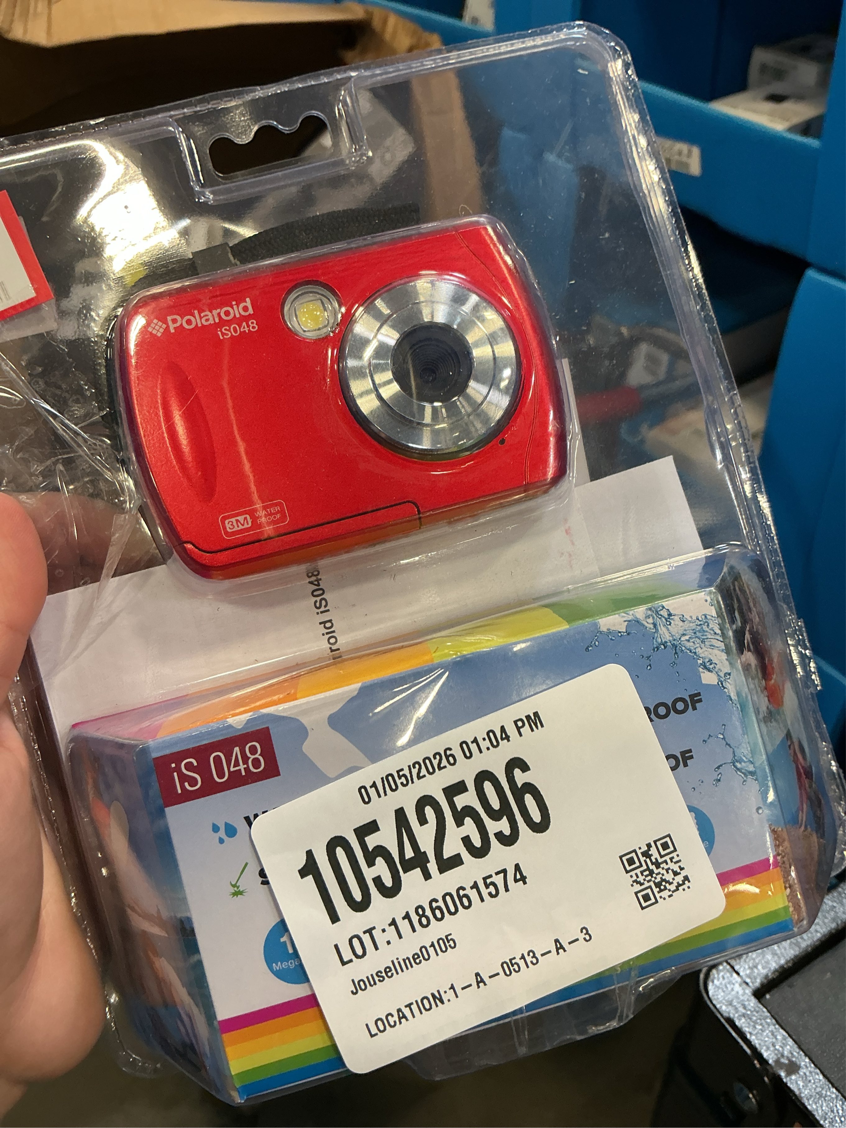 Polaroid IS048 Waterproof Digital Camera with 16 Megapixels