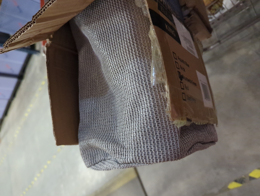 On the Go Elevated Pet Bed, King, Brunswick Green