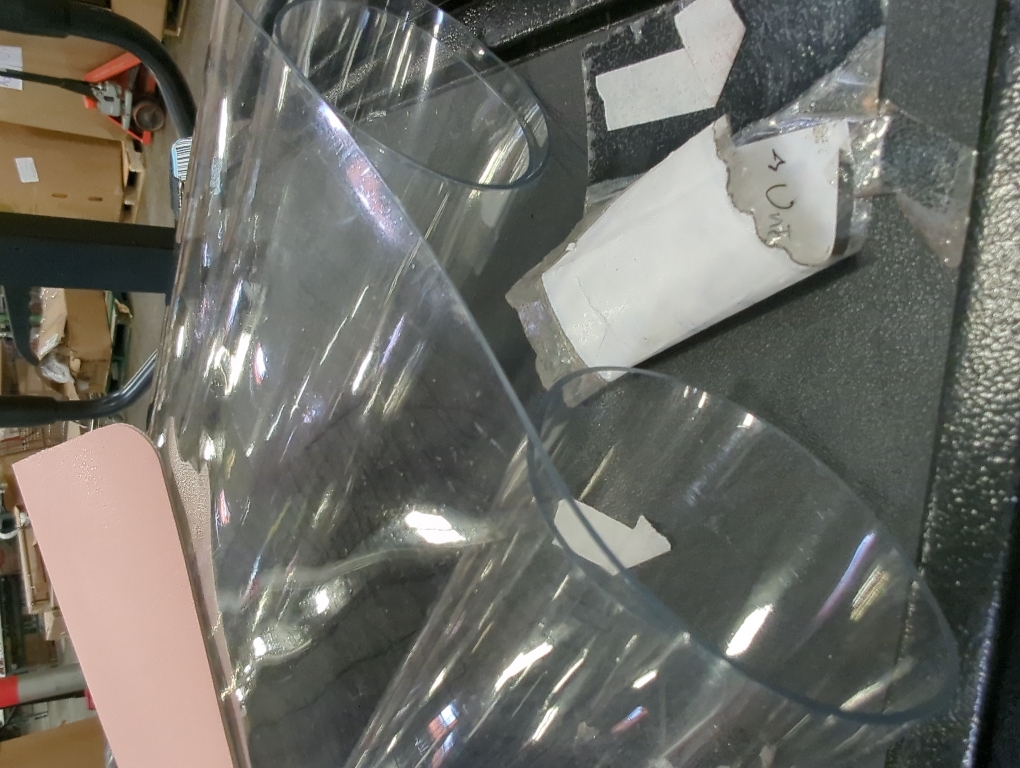 Makeup Mat for Vanity - Waterproof | Oil-Proof | Dust-Resistant | Soft and Comfortable Desk Protection, Ideal for Makeup Tables and Workbenches (15.7X23.6, Pink)