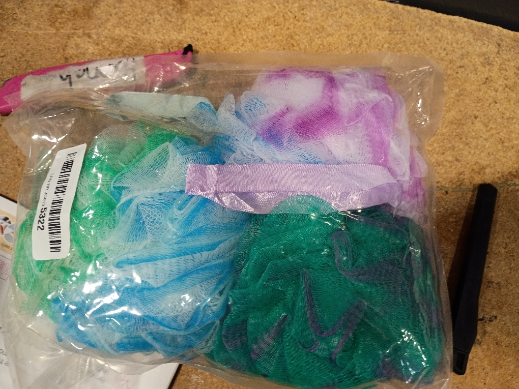 Fu Store Loofah Sponge Shower Loofahs 60g Bath Sponges Mesh Balls 4 Colors for Body Scrubber Exfoliator Wash Back Scrubbers Bathroom Men Women - 4 Pack Cleaning Bathing Accessories