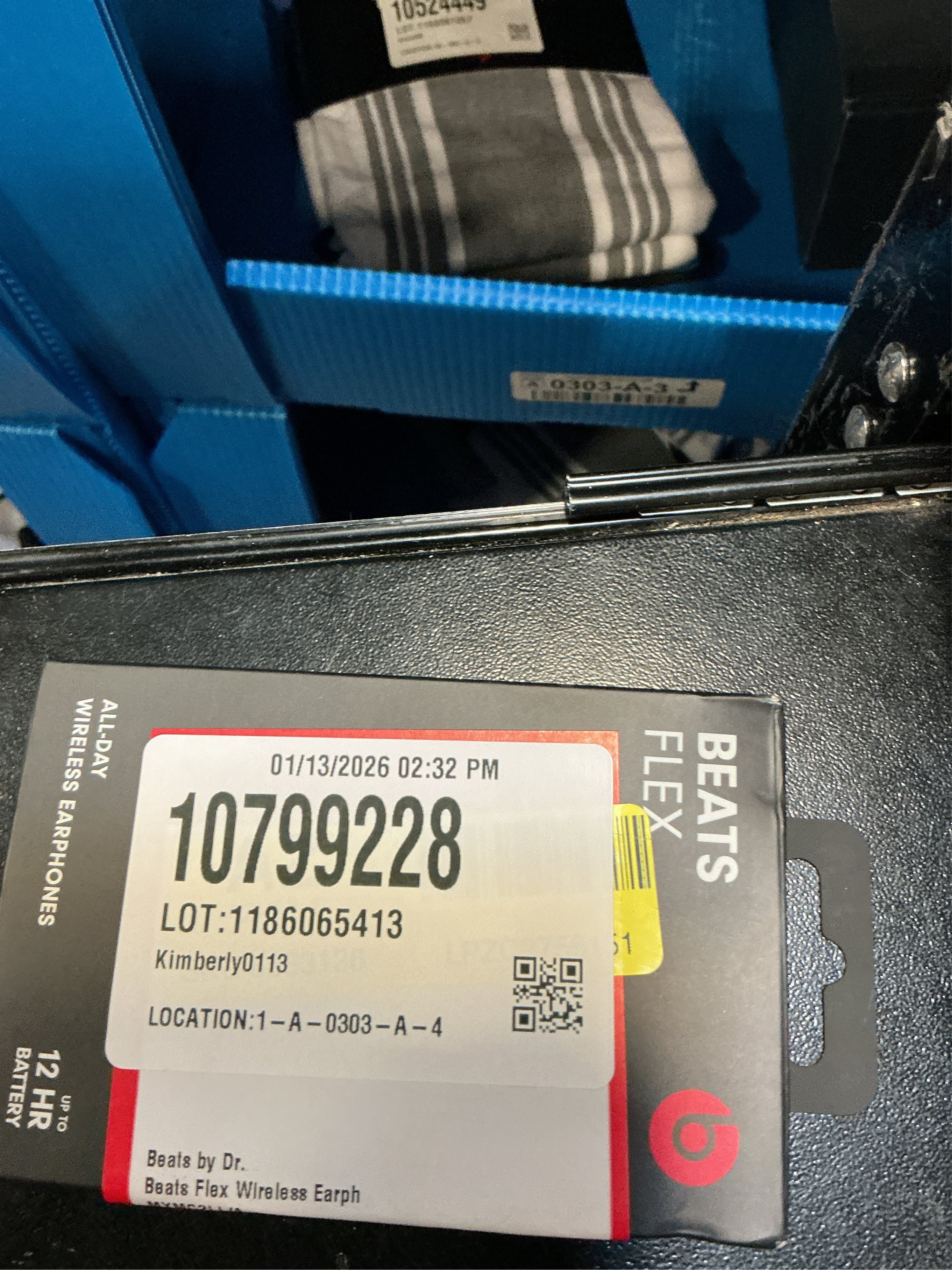 Beats Flex Wireless Earphones - Black