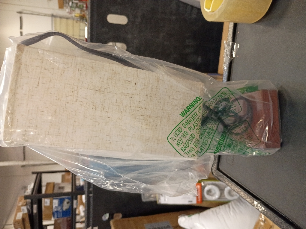 Creative Night Light Romantic Bedside Lamp Shade Warm Led Light for Cozy Atmosphere Bedroom Decorative Desk Lamp for Relaxing Spaces