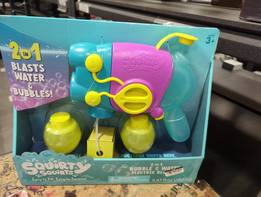 Chuckle & Roar Squirty Squirts 2-in-1 Bubble & Water Electric Blaster