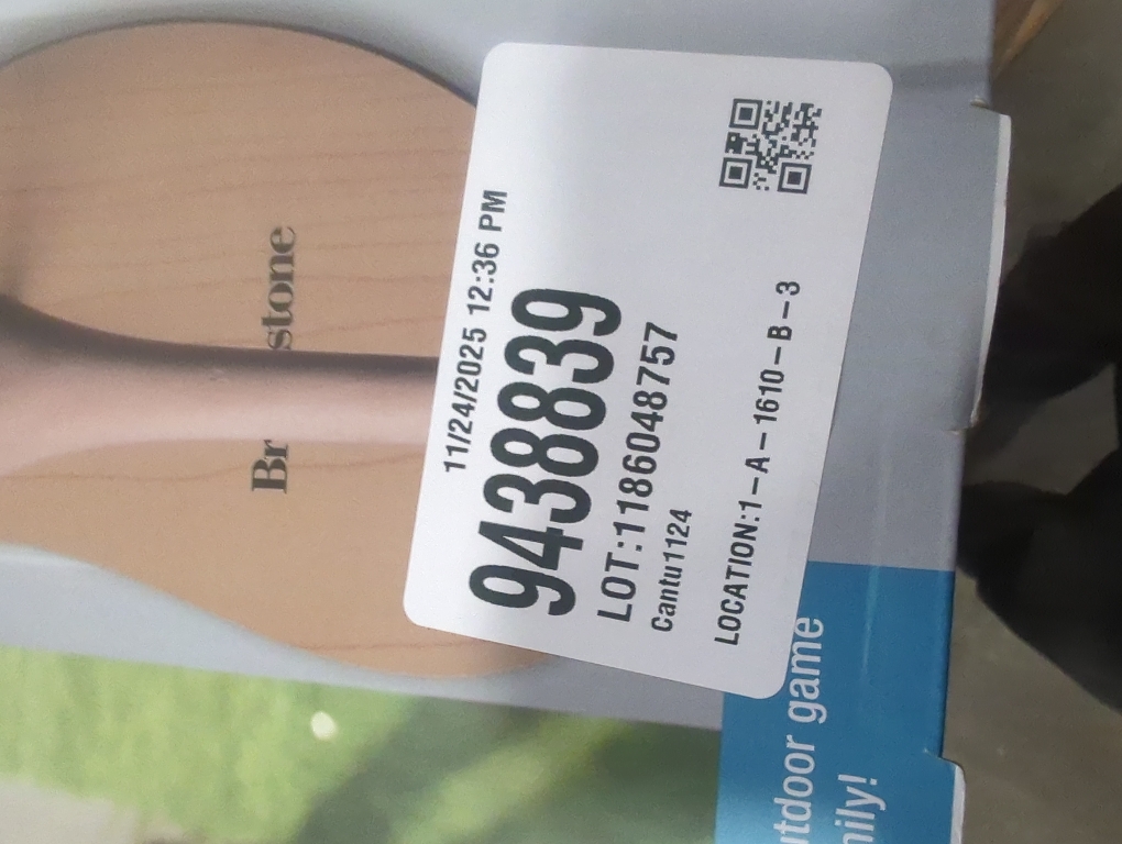 Brookstone Deluxe Tee Toss