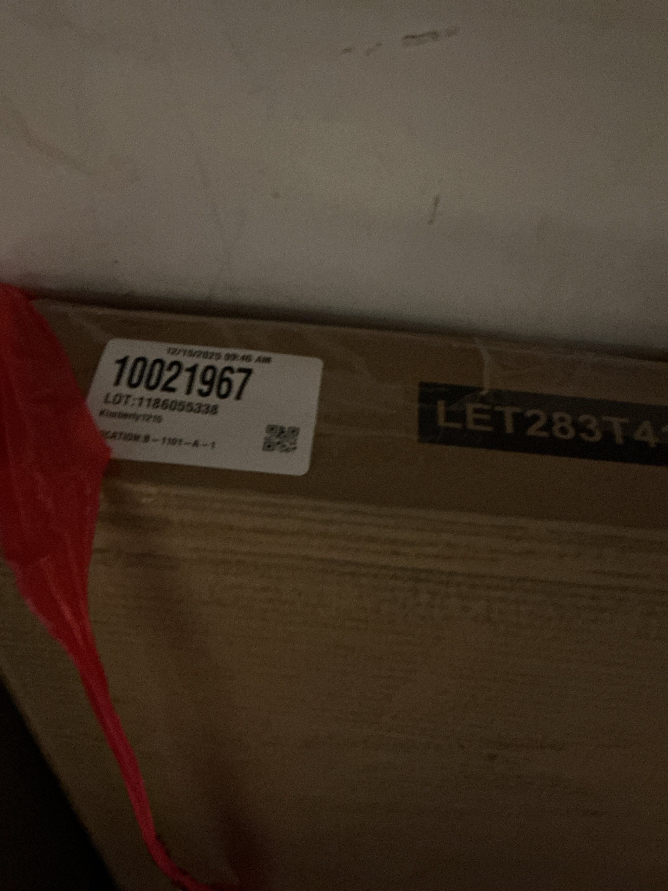 VASAGLE MAEZO Collection - Side Table, 2-Tier Small Round End Table, Nightstand with Tapered Legs, Curved Transitions, for Small Spaces, Living Room, Bedroom, Rustic Walnut ULET283T41