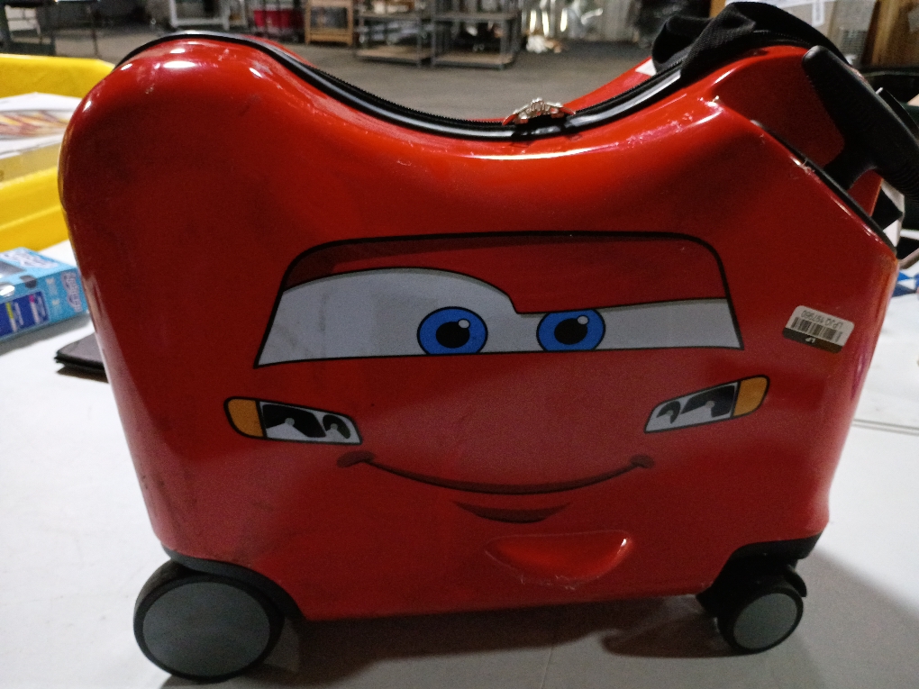 Disney Cars Carry On Spinner Hardside Ride On Suitcase - Red