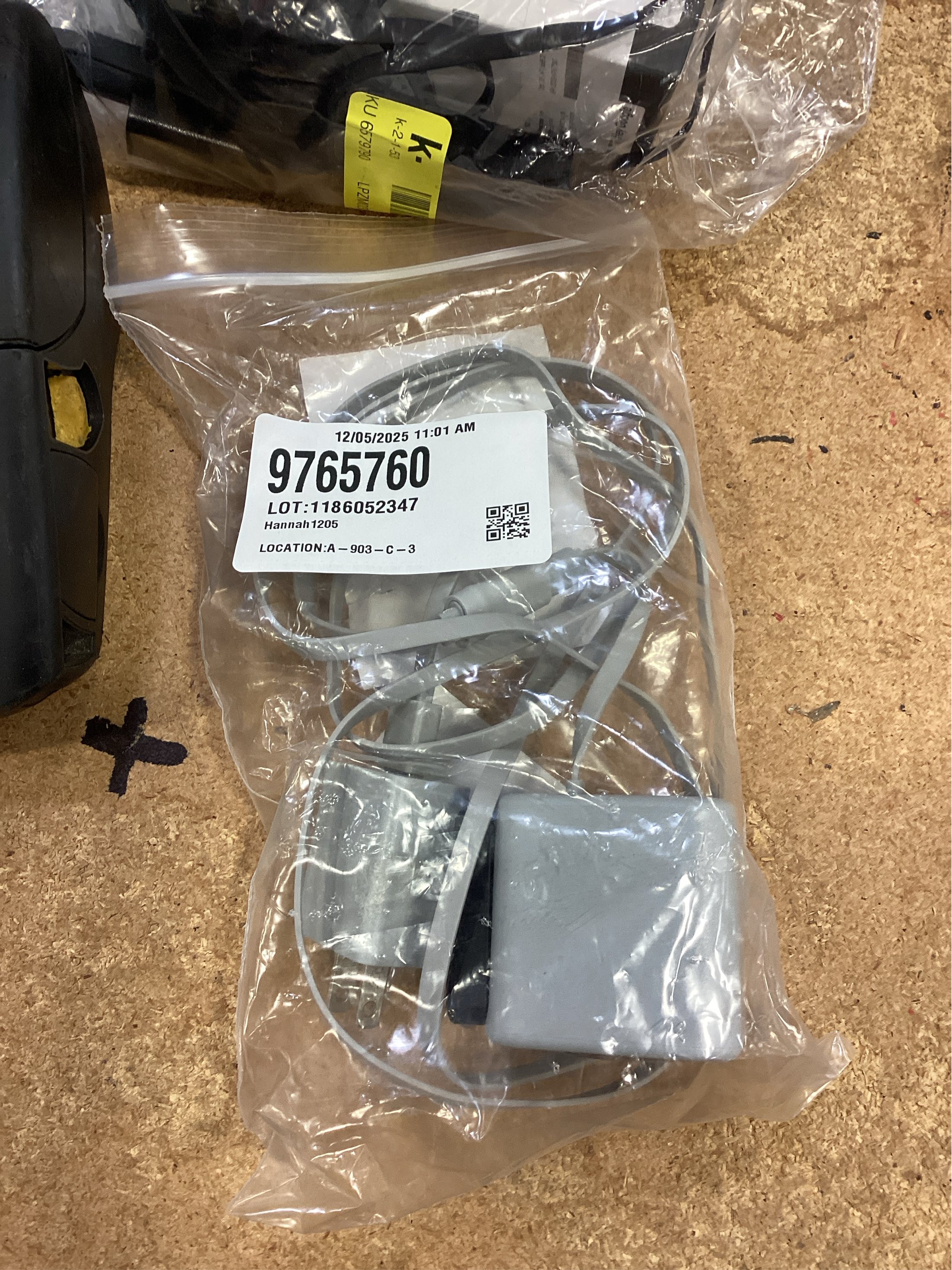 Wyze Cam V4 Plug-in Indoor and Outdoor Smart-Enabled Security Camera