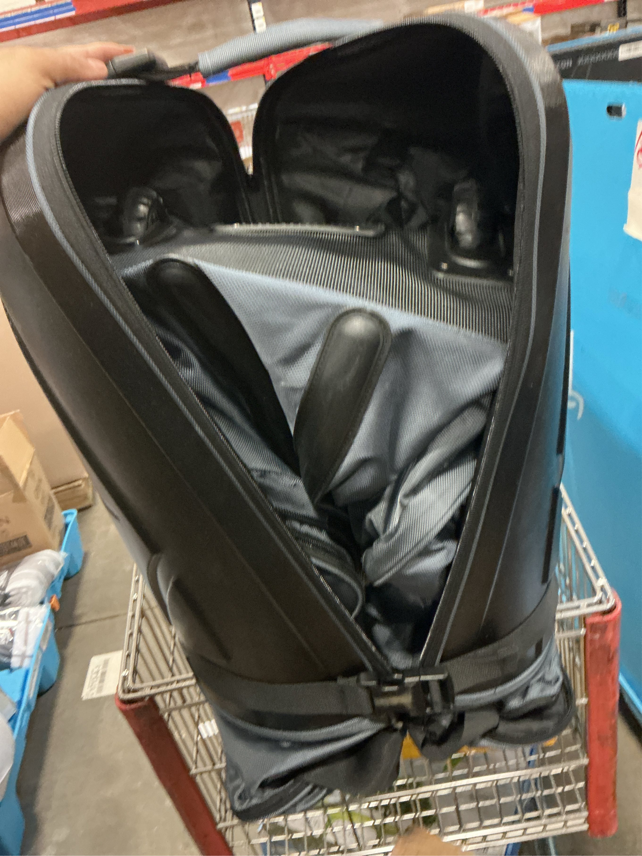 Golf Travel Bag with Hard Case Top, 1680D Heavy Duty Oxford Golf Club Travel Bags for Airlines with Wheels Easy to Maneuver