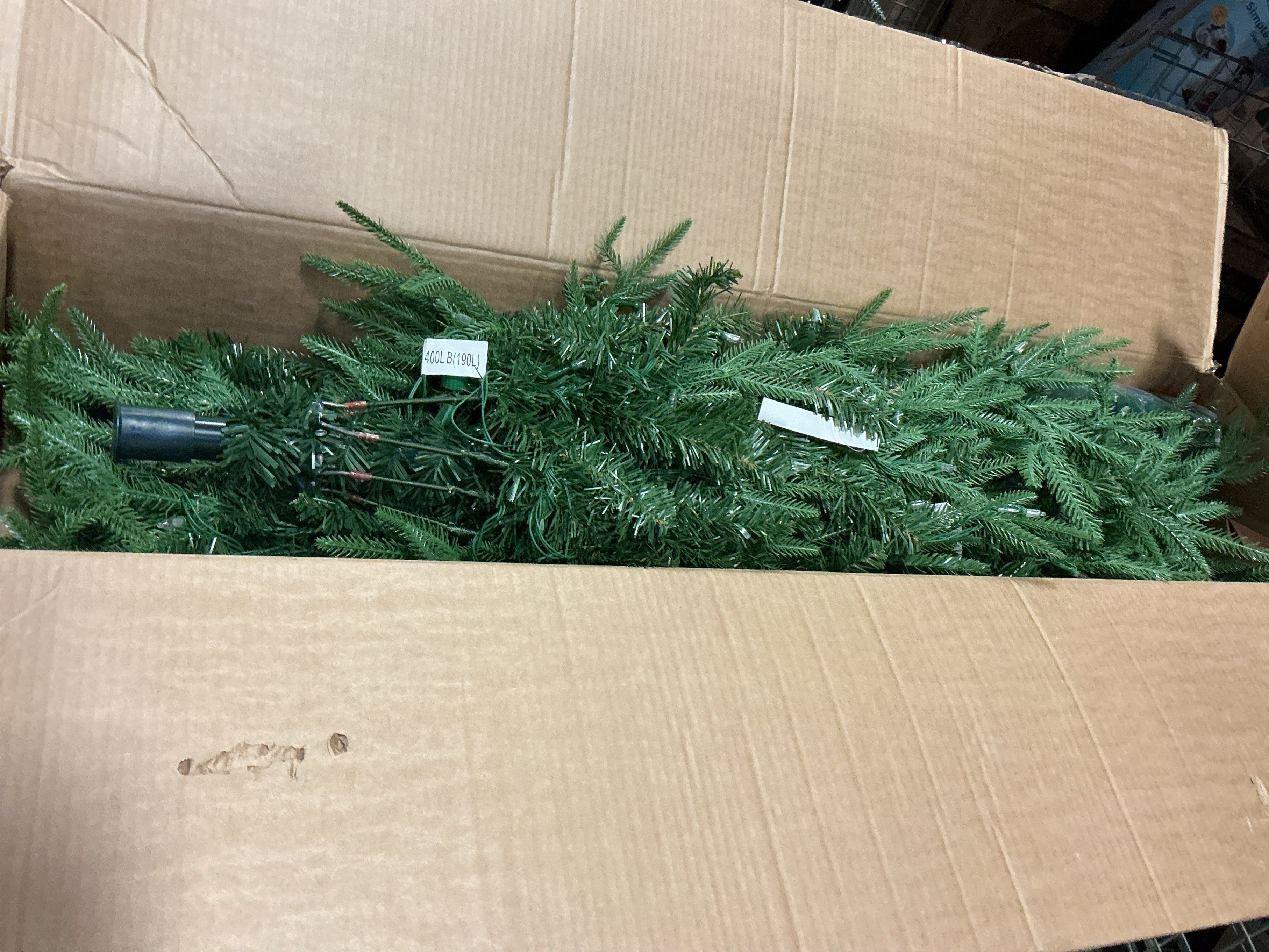 HOLLO STAR 7.5 ft Prelit Pencil Christmas Tree with 400 LED Lights, App Control, Aspen Artificial Christmas Tree, Multi-Color RGBW Lights, 1639 PE & PVC Branch Tips, Skinny Xmas Tree, for Home, Party