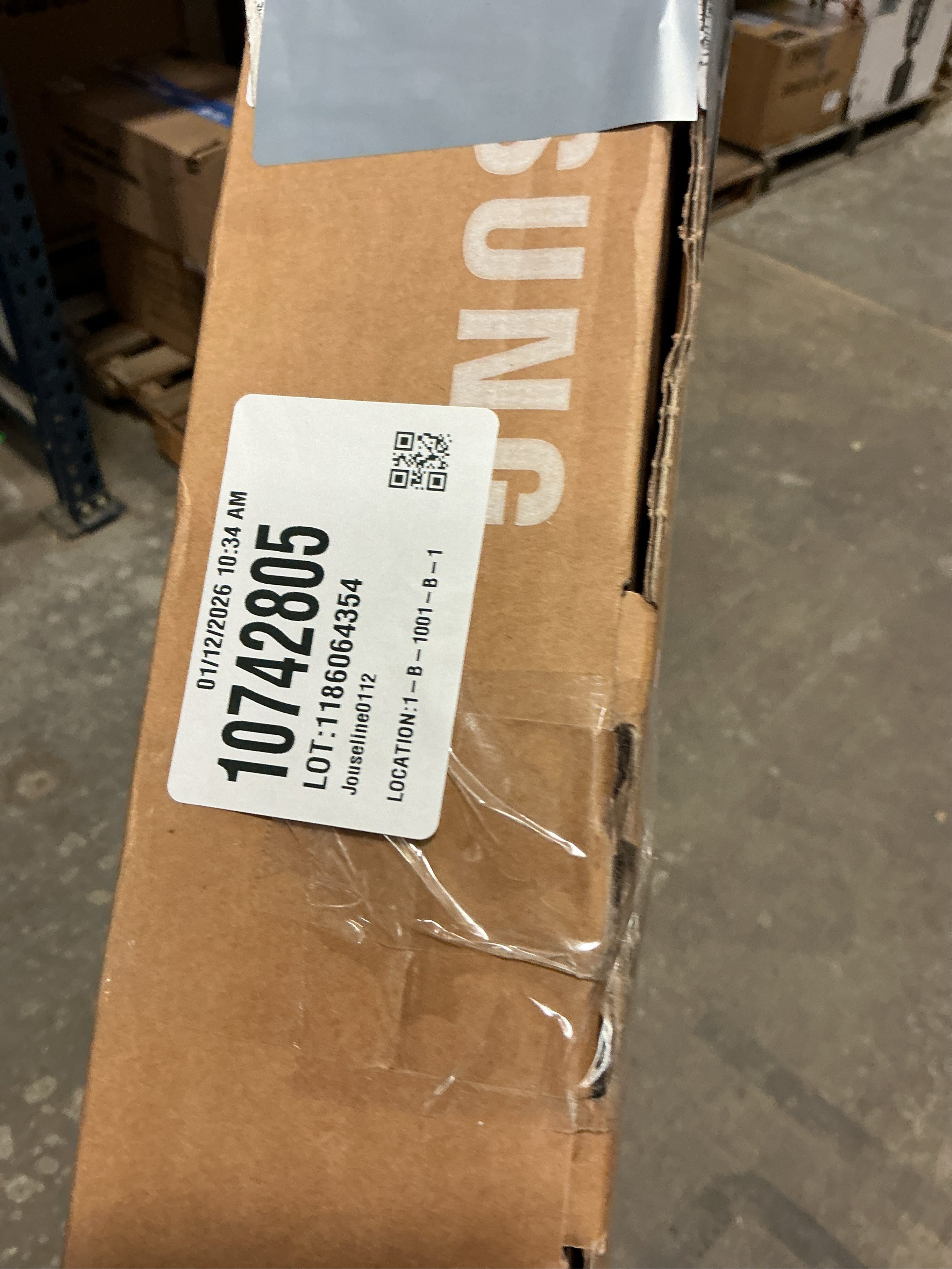 Samsung 55-in The Frame Customizable Bezel Beveled Brick Red