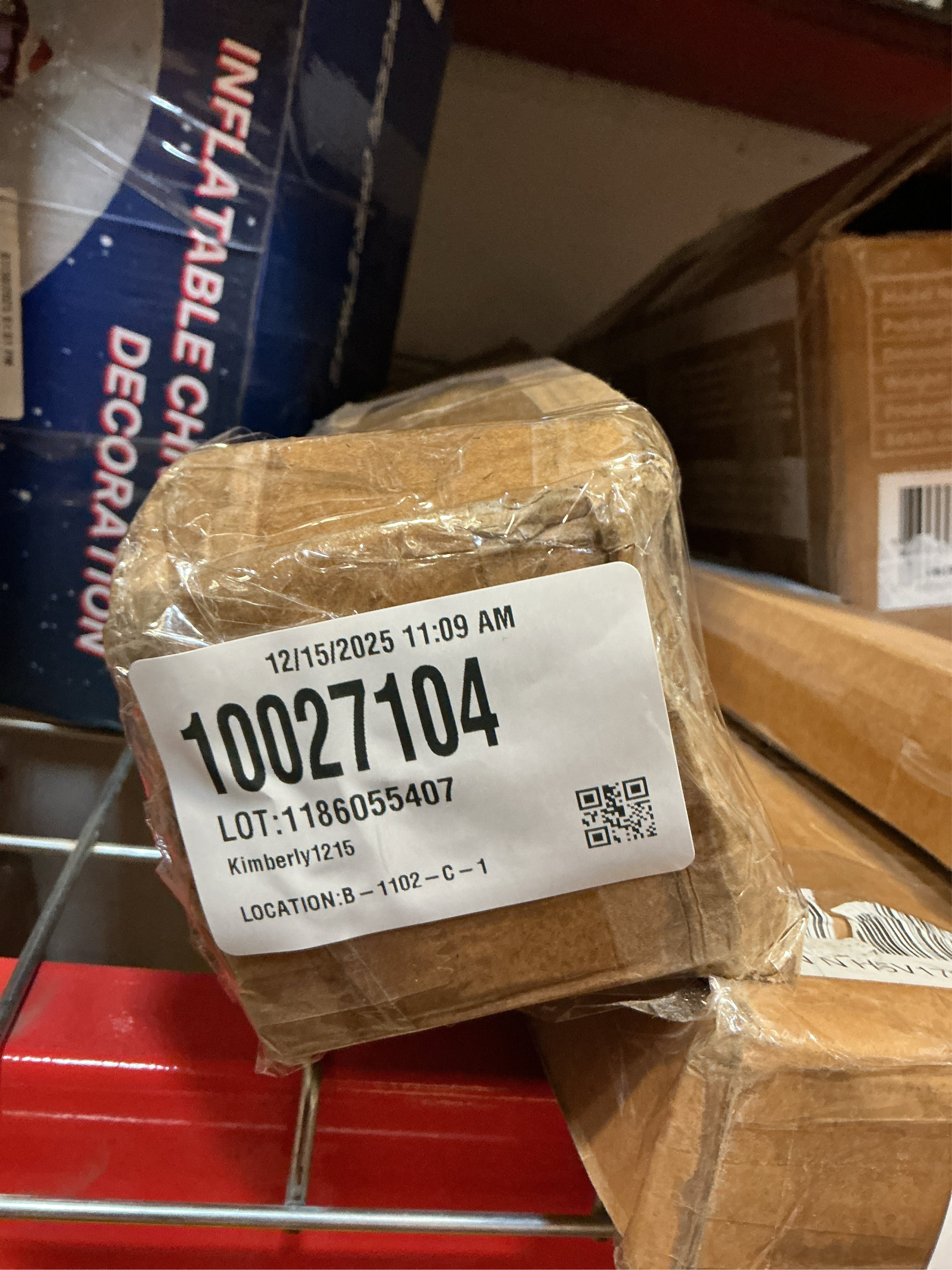 SELEWARE 26 Inch Wood Handrail Indoor Stairs Handrail Wall Mount Handrail w/Sturdy Metal Barckets, Barrier-Free Staircase Grab Bar for Elderly, 1.3 Inch Round