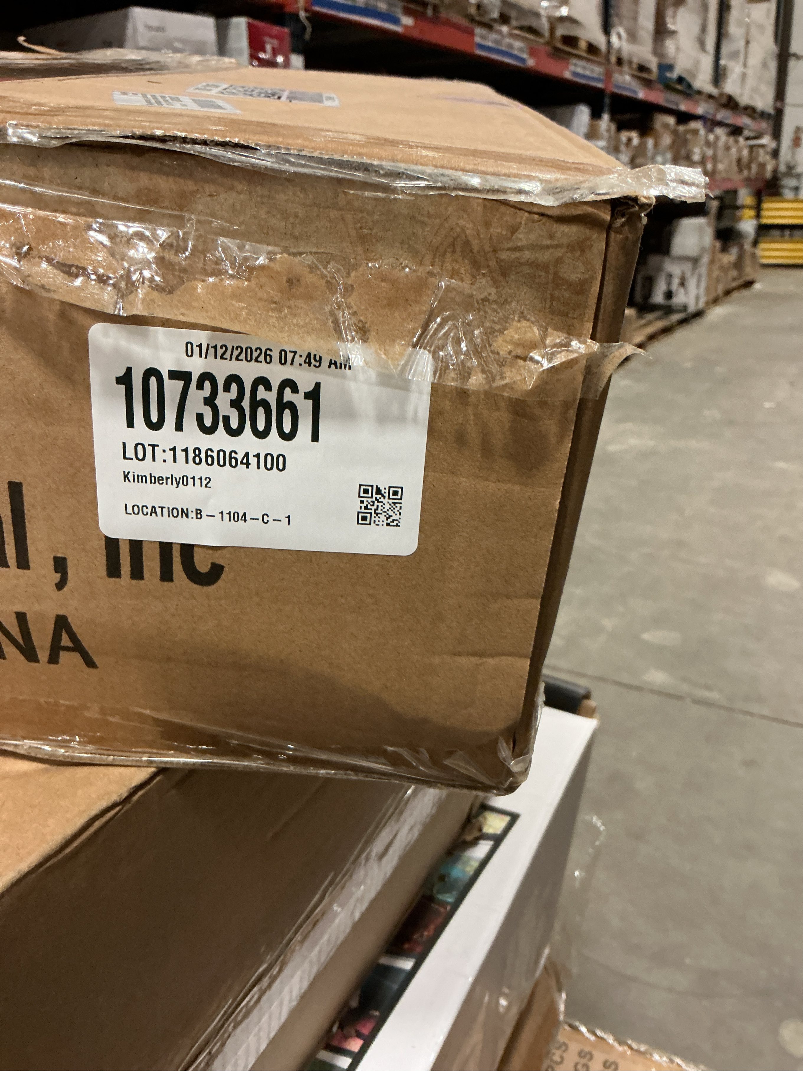 Eddie Bauer - Queen Quilt Set, Cotton Reversible Bedding with Matching Shams, Luxurious Bedding Set (Madrona Navy/Red, Queen)