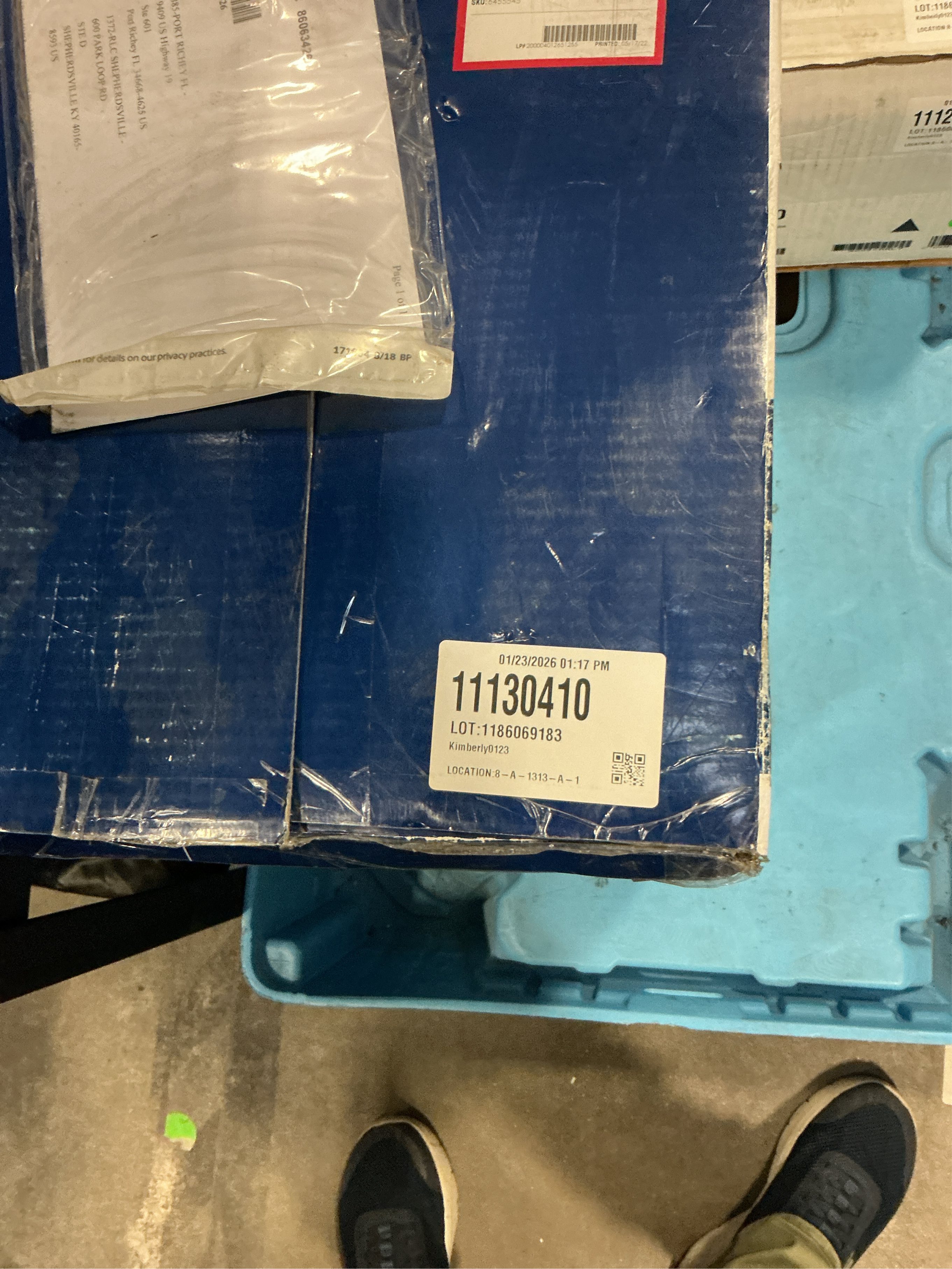 Insignia™ - 10-Sheet Microcut Shredder - Black