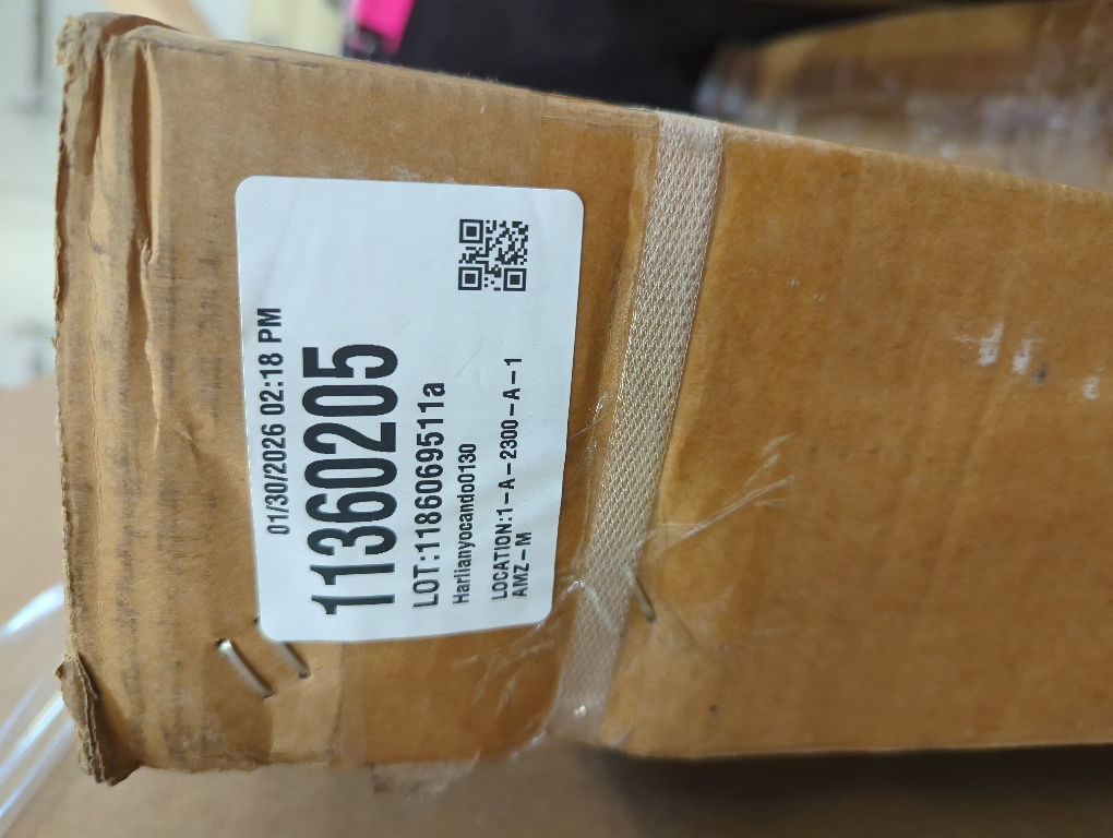 Compact Walking Pad with Handle Bar, 3.5HP Electric Portable Walking Pad Treadmills with Handles for Home Small Spaces, 0.6-10MPH Home Small Treadmill with Big Screen for Office Apartment, 400LBS