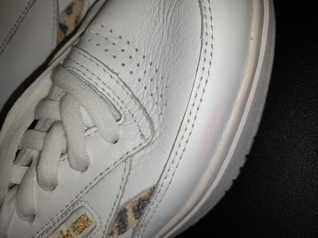 Reebok Women's Gymnastics Sneaker size 8