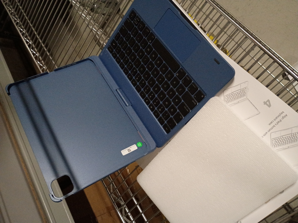 typecase Keyboard Case for iPad Pro 11-inch(M4) 2024,Keyboard Case with 11 Colors Backlight for iPad Pro 11,360°Rotatable Protective Case with Pencil Holder,Built-in Trackpad,Thin&Light,Midnight Blue