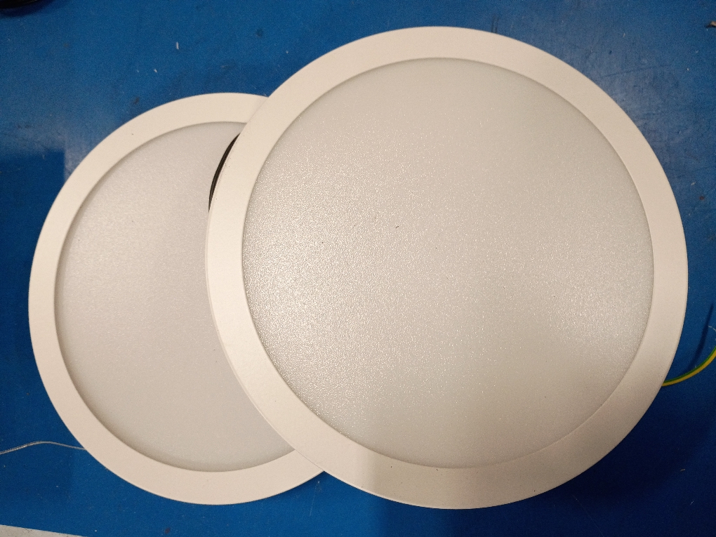 Globe Tomlin 7.5-in Matte White Integrated LED Flush Mount Light