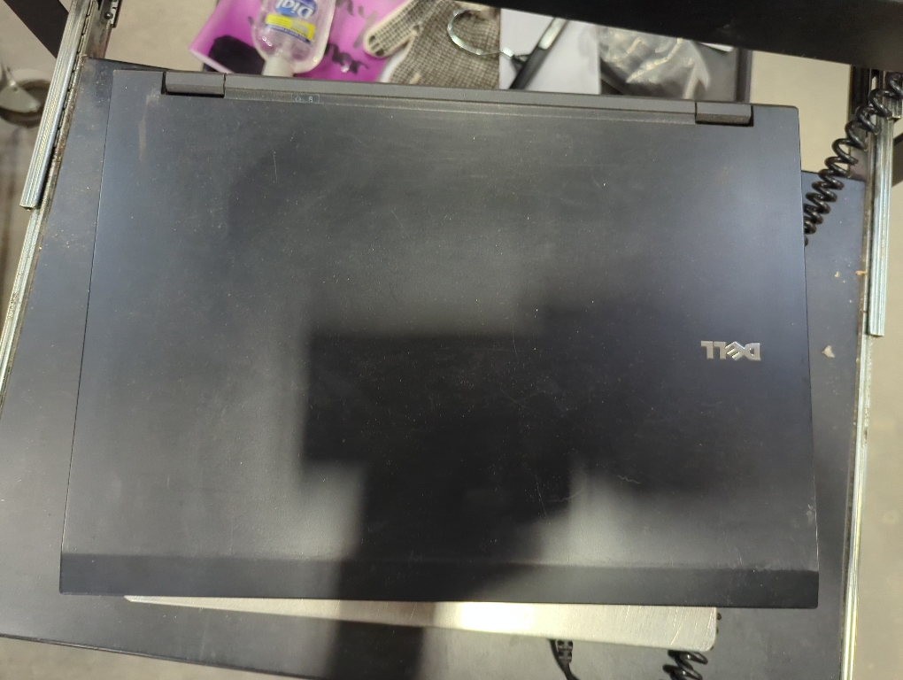 Dell E5400 Latitude 14-Inch Laptop With Charger