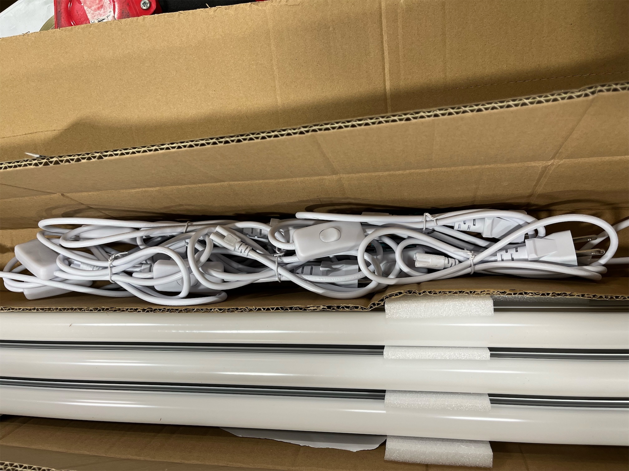 6 Pack 4FT Led Shop Lights,30W 3900LM 3000-6500K Tunable,T8 Tube Light with 6CCT,Milky Cover Linkable Fixture Lights for Workshop,Warehouse,Garage,Shop,Barn