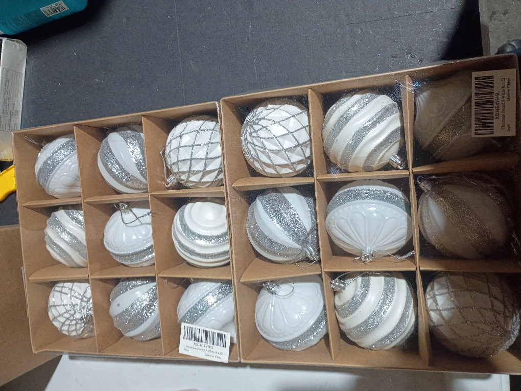 Christmas Balls, 18Pcs 8cm Christmas Balls