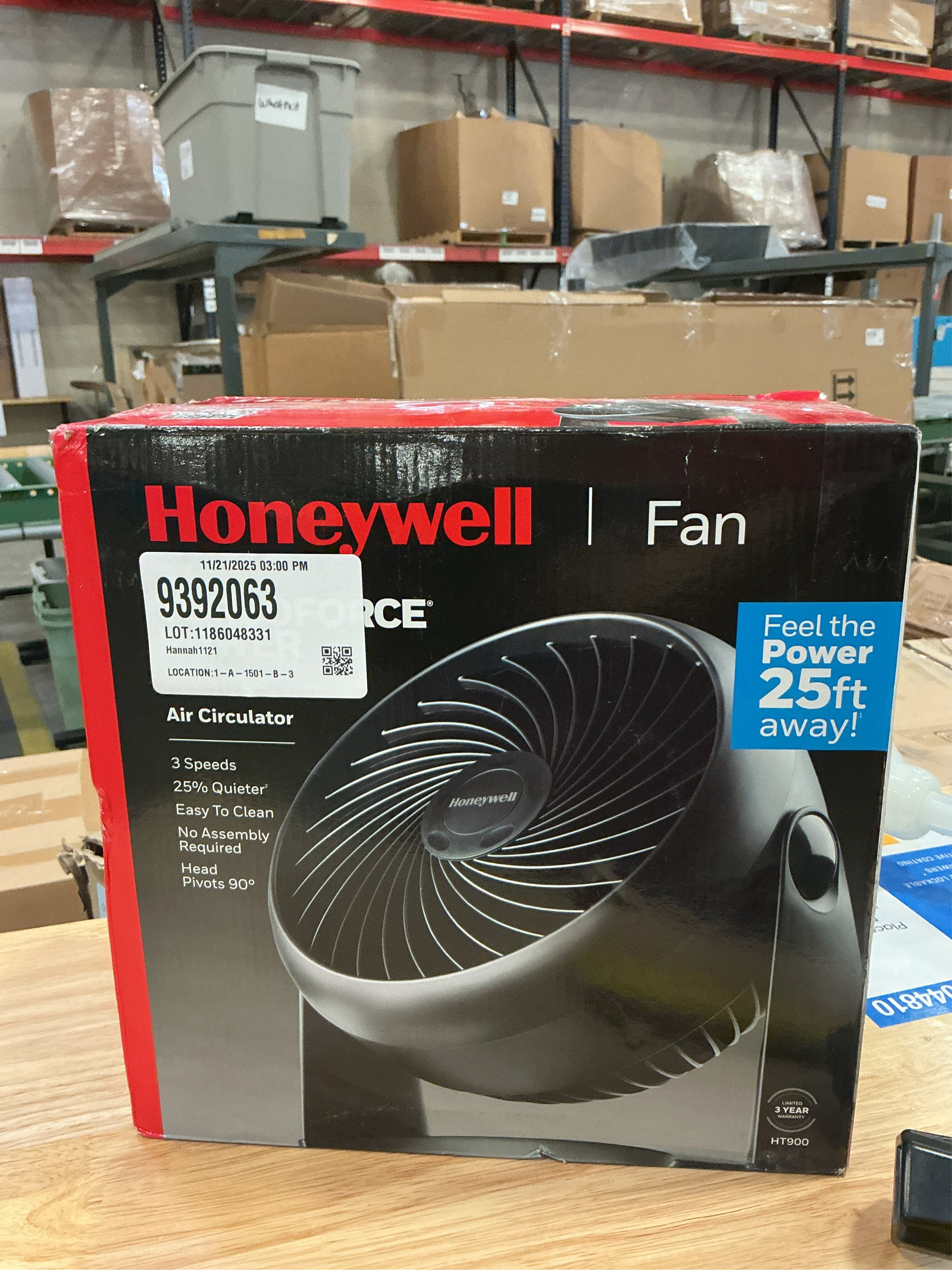 Honeywell TurboForce 11.3 in. H 3 speed Air Circulator Fan