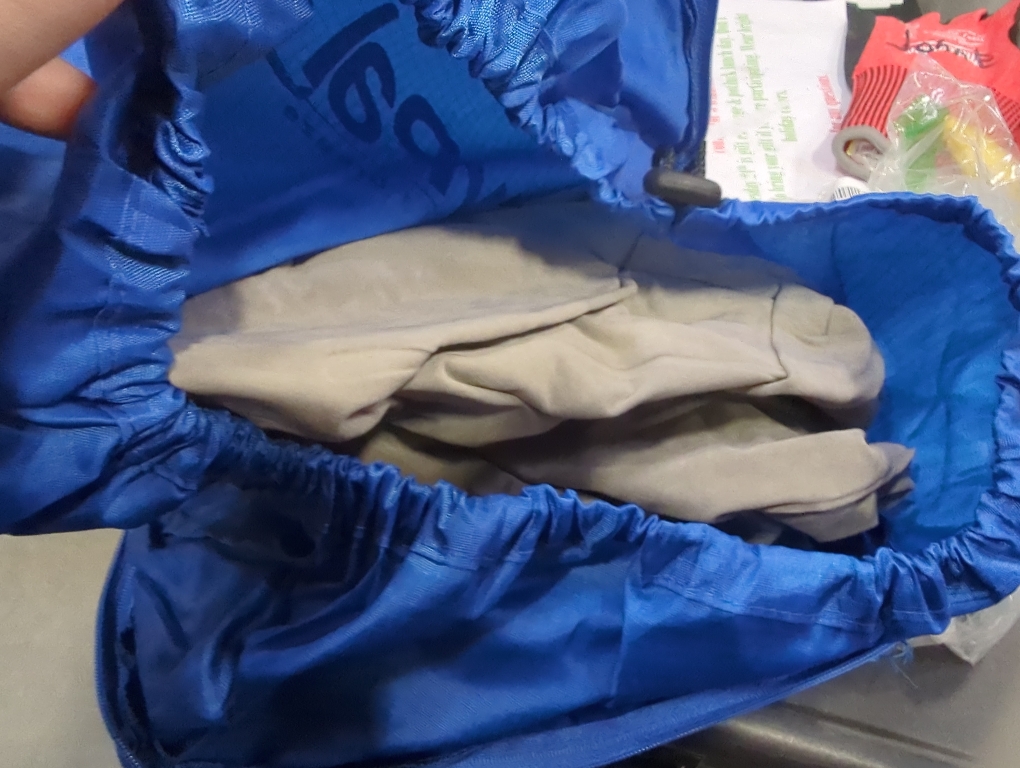 Flypal Inflatable Foot Rest Pillow, Kids Airplane Bed | Adjustable Height Leg Rest for Travel & Office | Improves Comfort & Circulation, Reduces Swelling & Fatigue | Lightweight & Portable