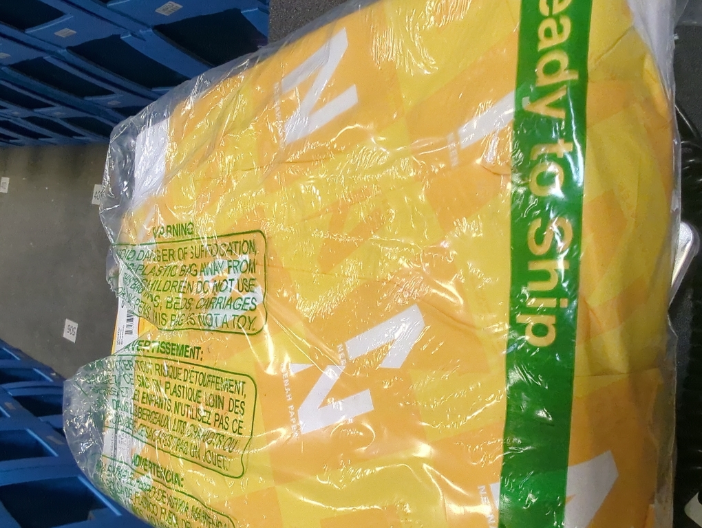 Neenah Cardstock, 8.5 x 11, 90 lb/163 gsm, White, 94 Brightness, 300 Sheets (91437) Single