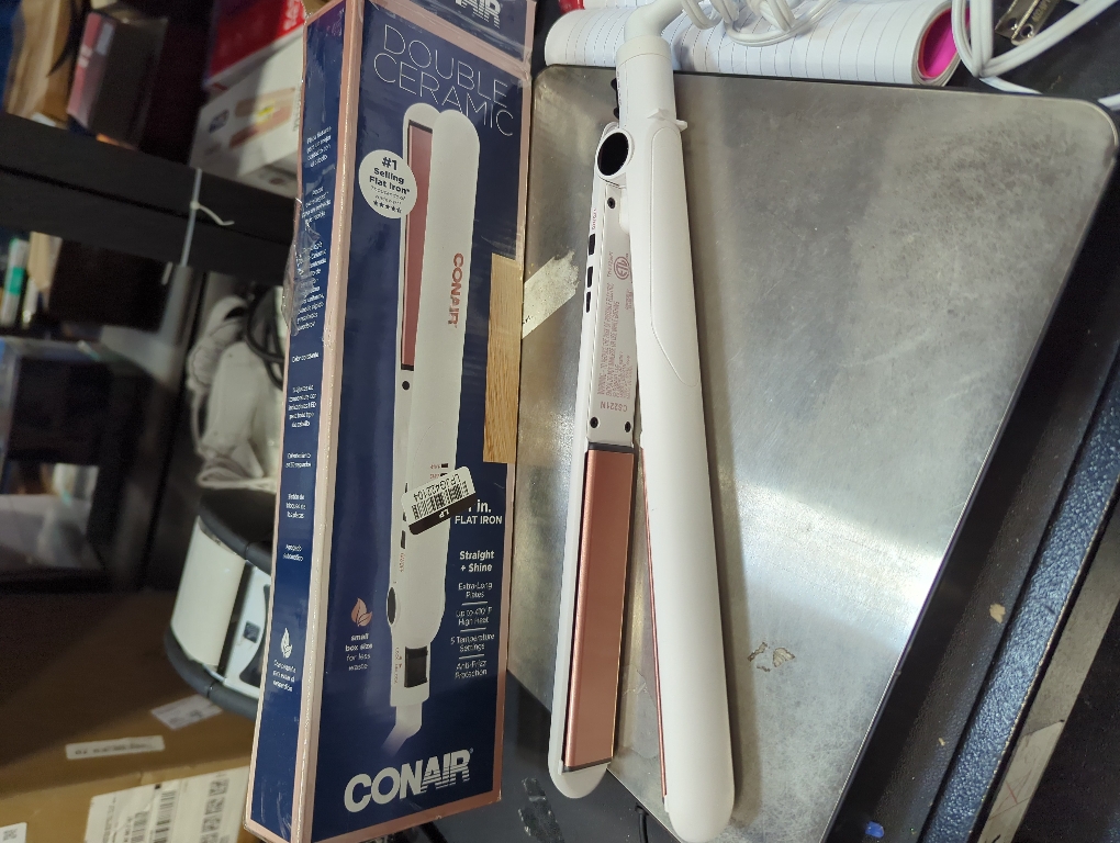 Conair Double Ceramic Flat Iron, 1-Inch Flat Iron Hair Straightener, Five Heat Settings, Extra Long Floating Plates, White