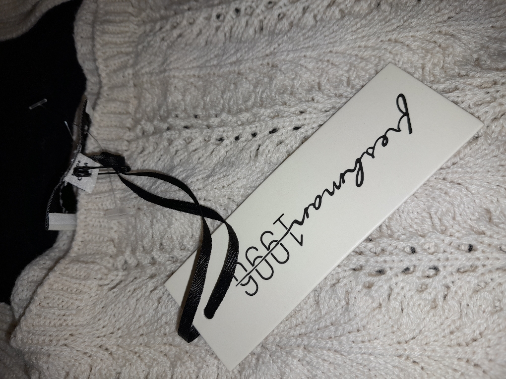 Freshman  1996 women's large knitted crop top