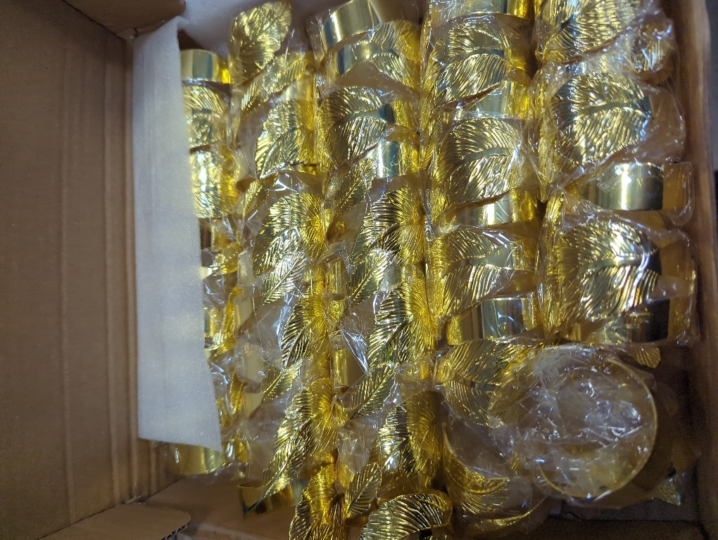 Gold Napkin Rings Set of 100, Gold Napkin Ring Table Decor, with Their Elegant Gold Leaf Design, are Perfect for Valentine, Easter, Dinner Parties. They Make an Excellent Gift for Your Host