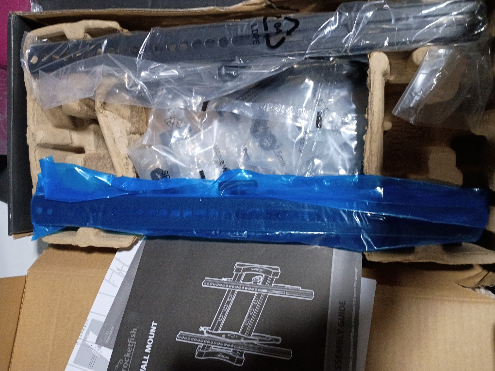 Rocketfish™ - Tilting TV Wall Mount for Most 32-55 TVs - Black