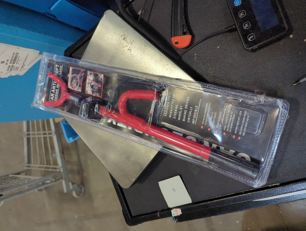 Winner International 00018 Extreme Truck Club Steering Wheel Lock, Red