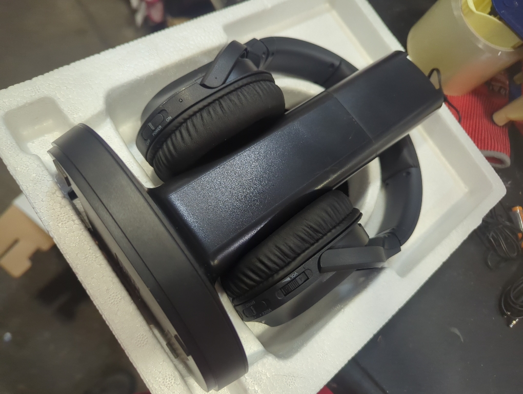 Sony Home theater Over The Ear Wireless Noise Canceling Headphones