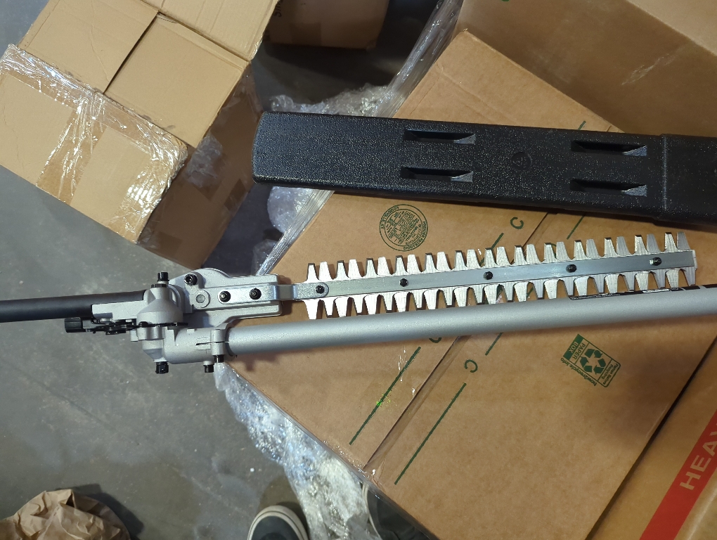 WORX WA0220 40V Nitro Driveshare 17 Universal Hedge Trimmer Attachment