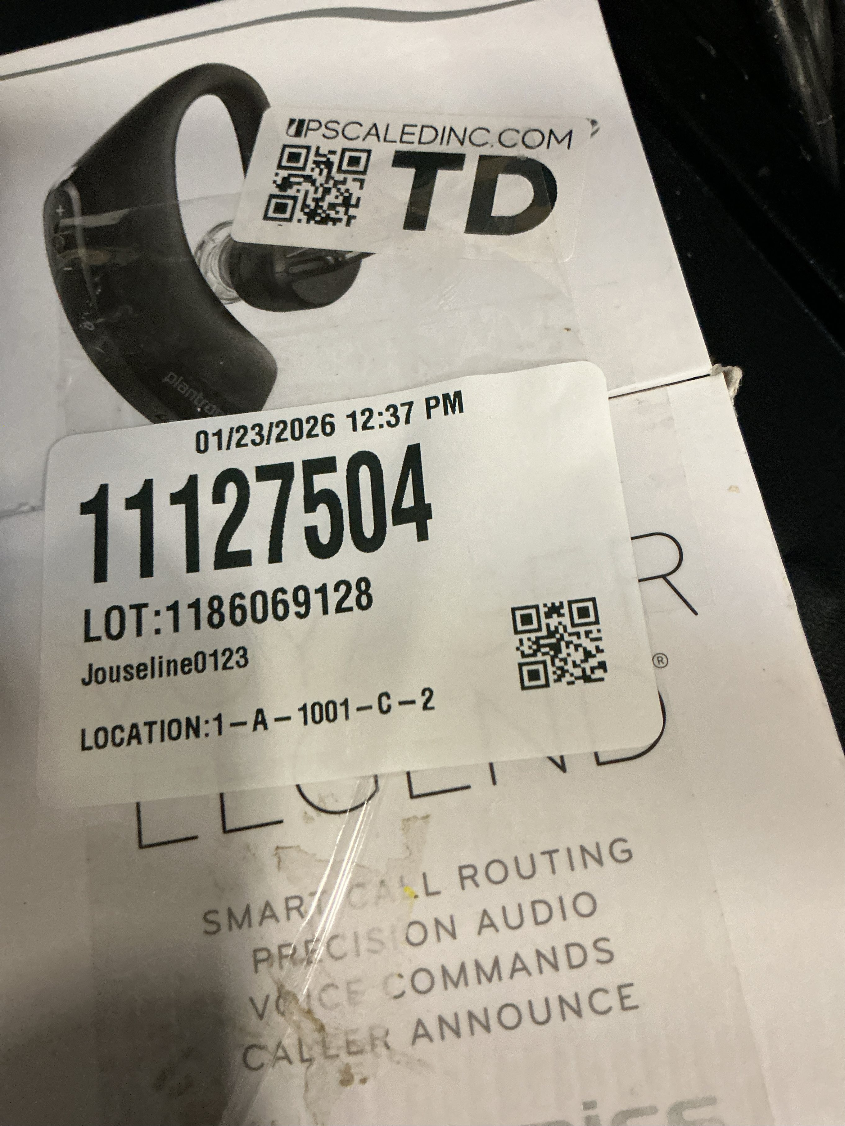 Plantronics - Voyager Legend Bluetooth Headset - Silver/Black