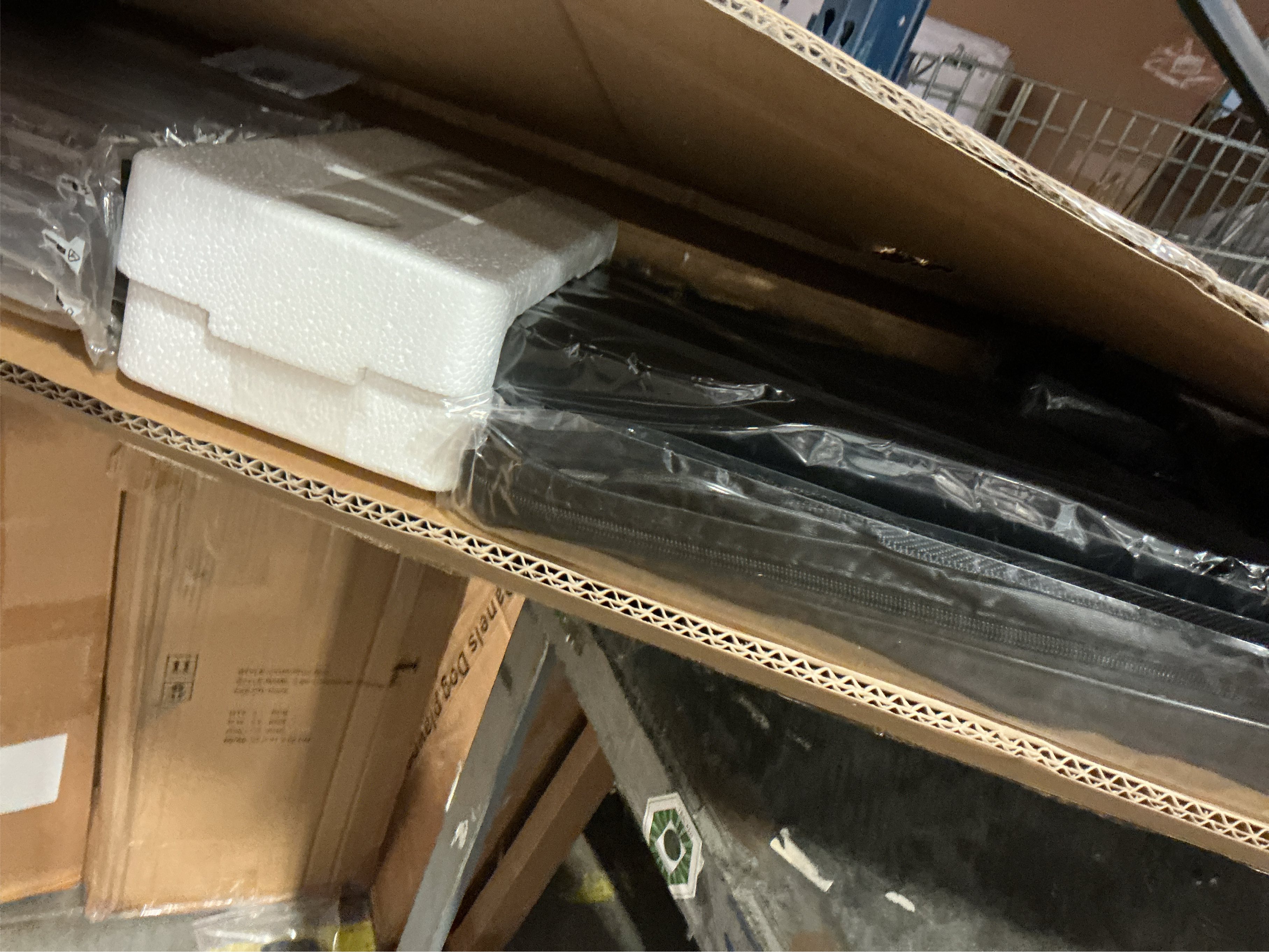 88 Key Piano Keyboard, Electric Digital Piano with Semi Weighted Keys, Keyboard Piano with Sustain Pedal, Power Supply, Stand, Carrying Case, Headphones, USB-MIDI Compatibility, for Beginner Adults