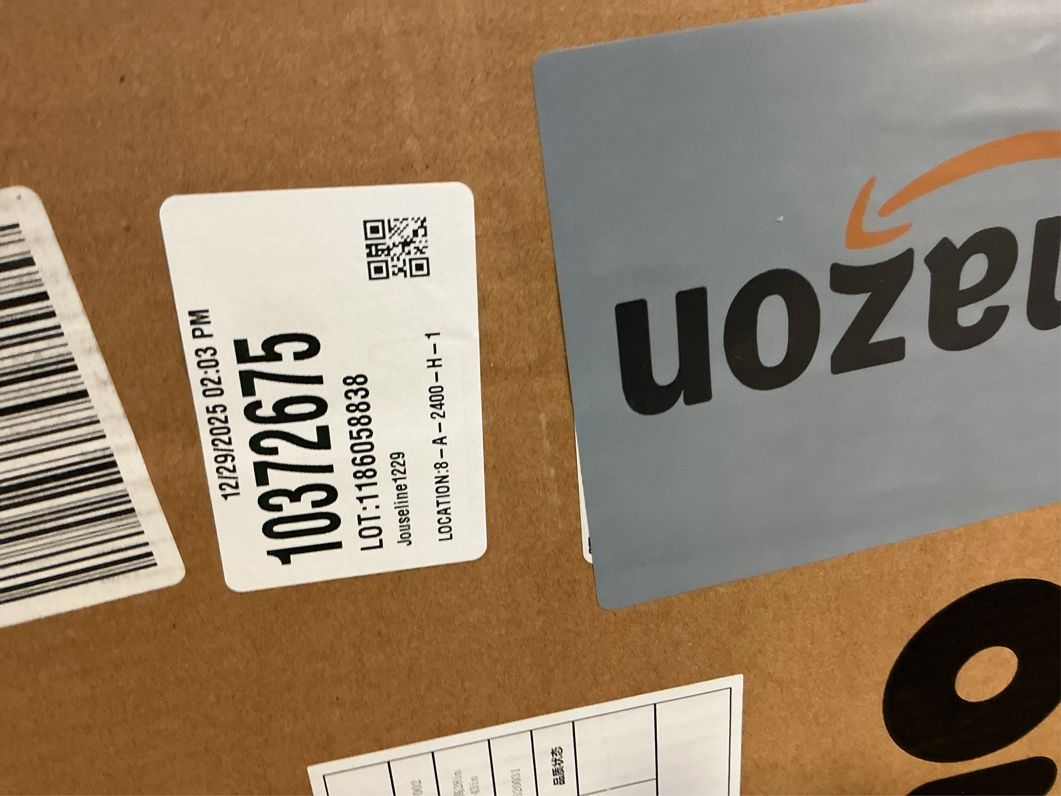 Babelio Baby Gate for Stairs, Kitchen & Doorways, 26-43 W 28 H No Bottom Bar| Easy Installation| One-Handed Operation| Auto-Close| Hardware Mount (Drill Needed) Safety Dog/Pet Gate Indoor (White)