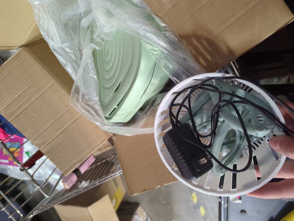 Portable Washing Machine,8L Mini Folding Bucket Washer with Drainage Pipe & 4 Clothes Clips for Socks Underwear Baby Clothes,Suitable for Apartment Camping RV Travel laundry (110V-240V) (Green)