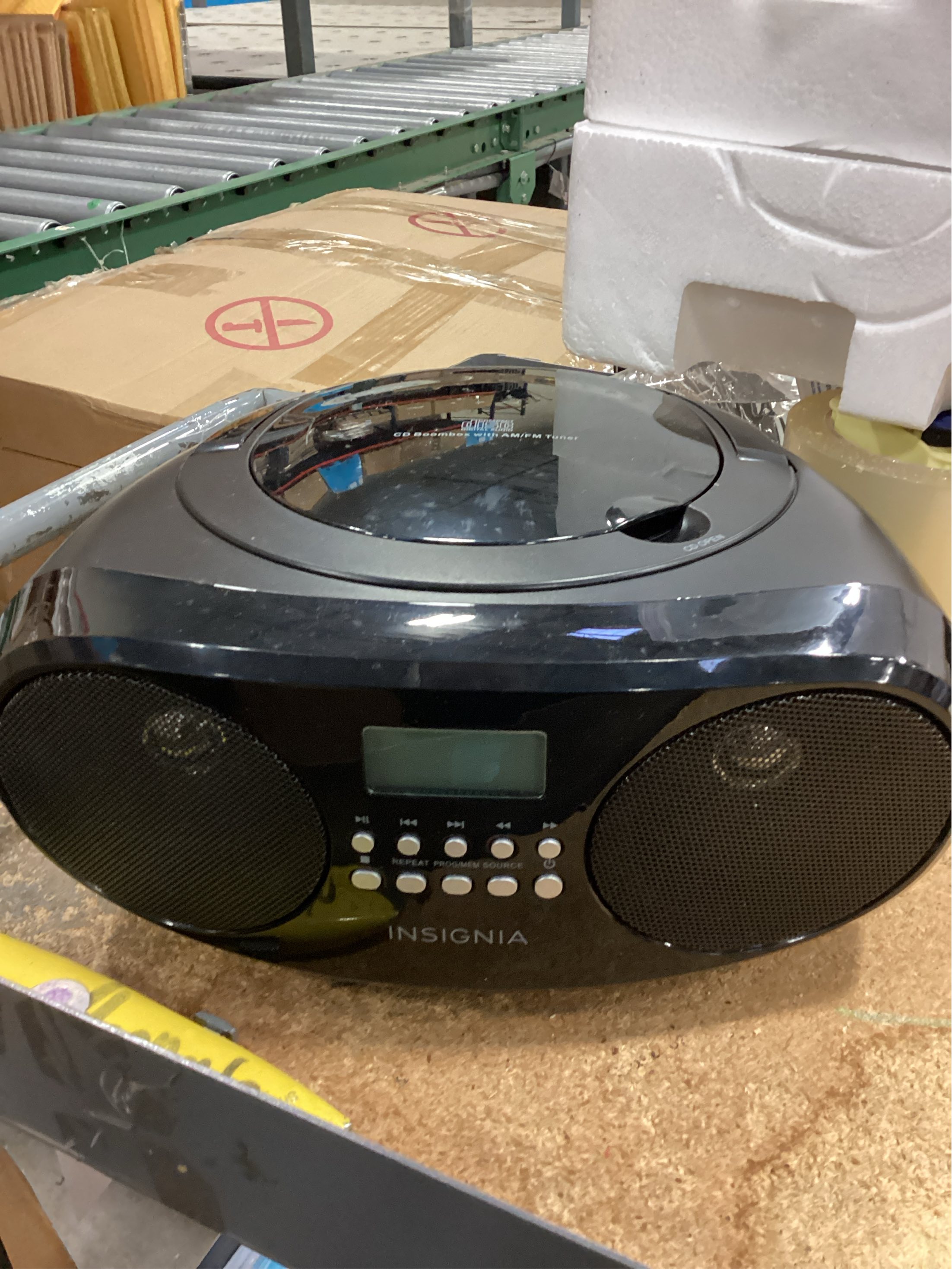 Insignia - CD Boombox with AM/FM Tuner - Black